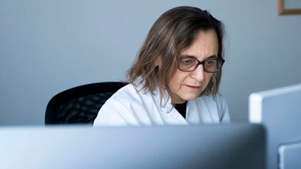 Prof. Scheibenbogen, odbornice na ME/CFS a postcovidový syndrom z Berlínské Charité